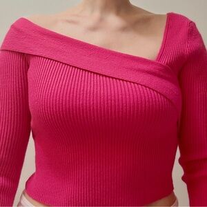SALE 3 for $25 👍
Hot Pink Ribbed Off Shoulder Crop Top
